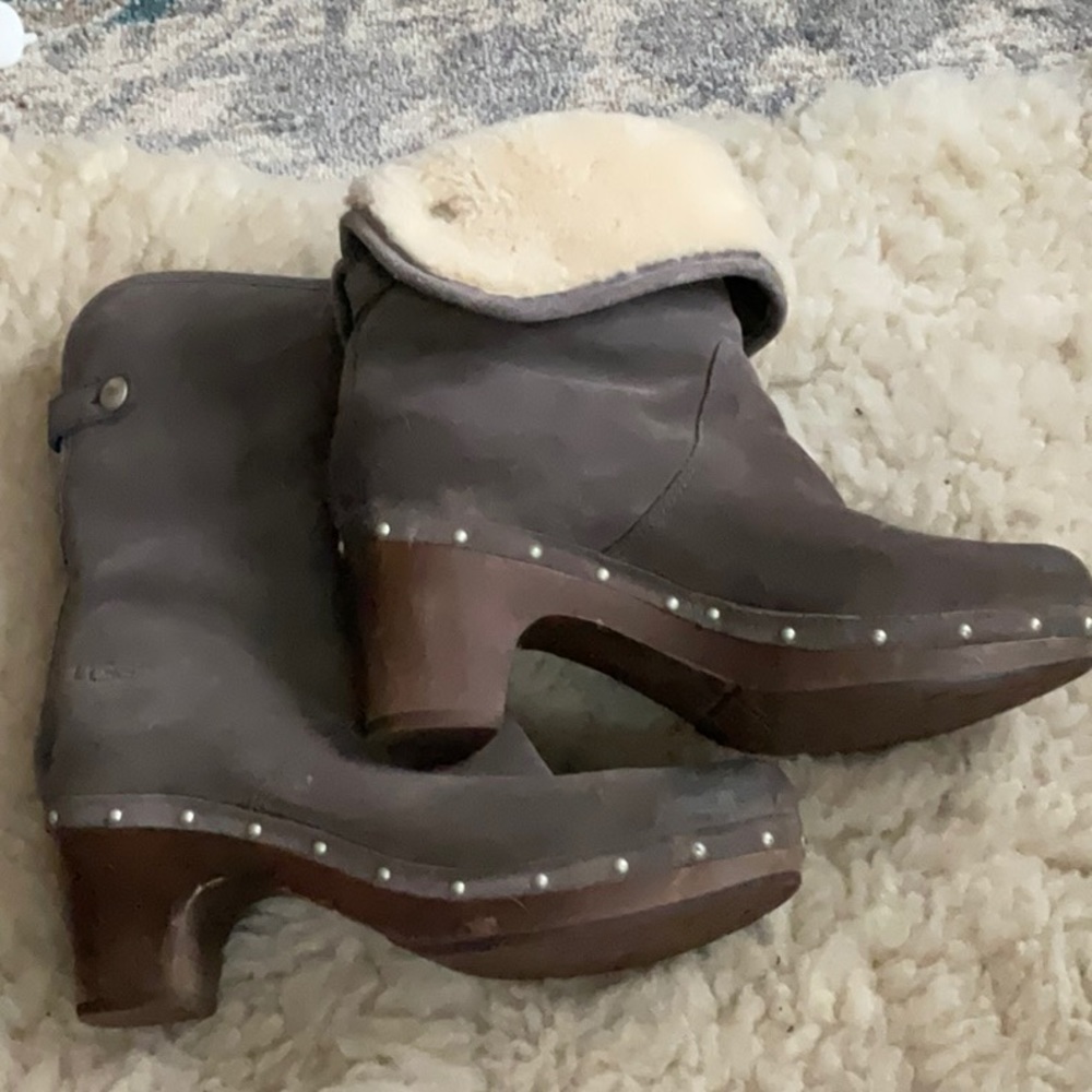 Gray Ugg shearling lined booties